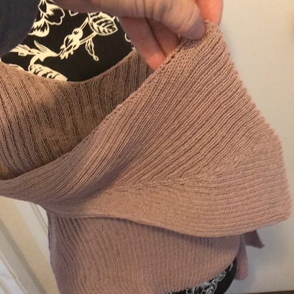 Beautiful Cold Shoulder Sweater - Picture 5 of 8